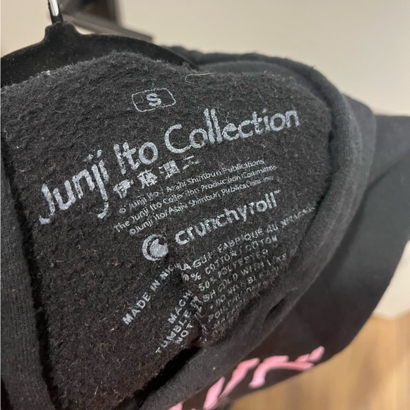 Junji Ito collection hoodie small - Picture 4 of 4